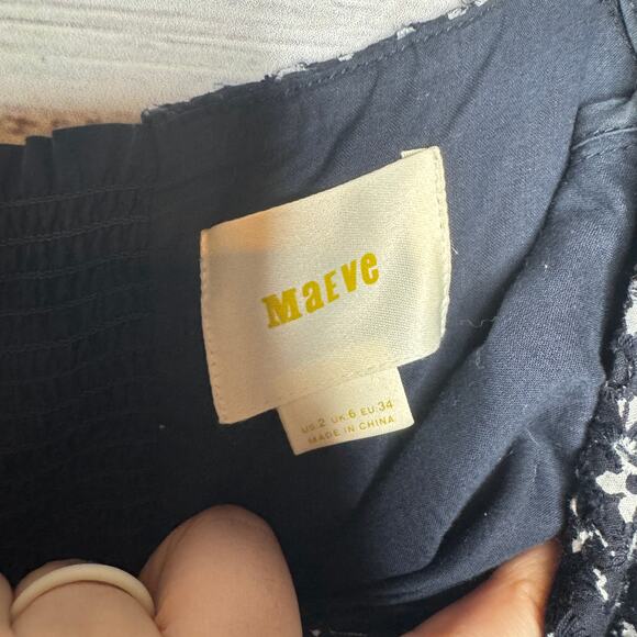 Anthropologie Maeve Lillianne Embroidered‎ Eyelet Floral Navy Blue Dress Size 2 - Picture 3 of 4